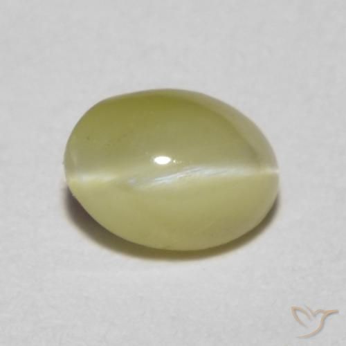 0.33 ct Yellow Chrysoberyl Cat's Eye Stone, Natural Chrysoberyl Cat's Eye in Oval Cabochon Shape for Sale