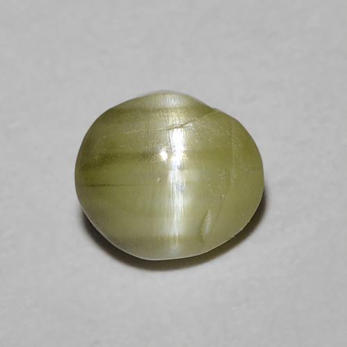 Oeil de Chat Chrysobéryl Vert oval cabochon 0,94 ct du Sri Lanka, dimension 5,2 x 4,6mm, pierre gemme naturelle Non traité, pureté Translucide, 1 pièce Oeil de Chat Chrysobéryl de couleur Vert jaunâtre, dureté Mohs de 8.5 convient aux bijoux de tous les jours, pierre de sagesse, Photo A