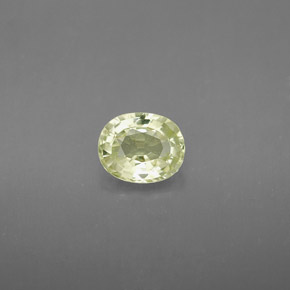 0.90 ct Yellow Chrysoberyl Gemstone, Chrysoberyl Gem in Oval Facet Shape for Sale.