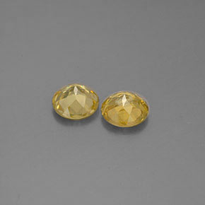 Chrysoberyl Gemstone in 5 mm (calibrated) Size for Sale, Chrysoberyl Stone in Golden Green Color