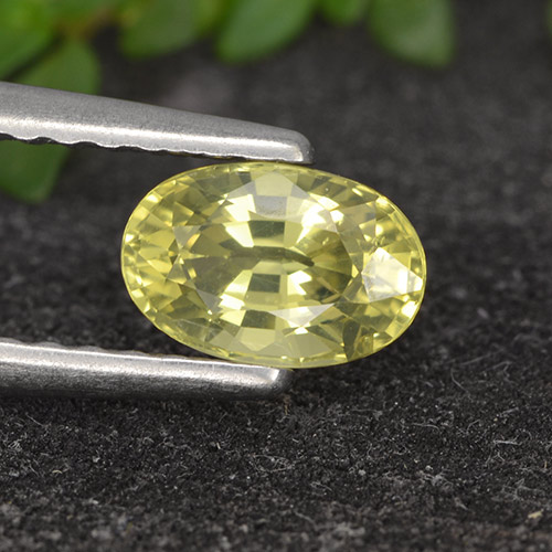 Светло-желтый Хризоберилл Камень - 0.7ct Фасетный Овал (ID: 496104)