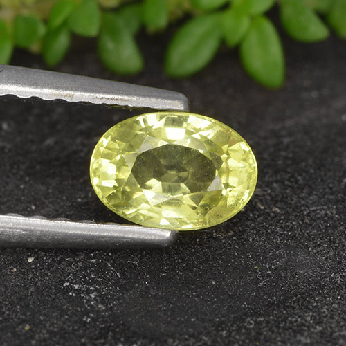 0.68ct Oval Facet Yellow Chrysoberyl from Australia, Dimension 5.8 x 4.1mm, Natural untreated Gemstone, VVS Clarity, 1 piece Chrysoberyl in Light Greenish Yellow Color, Mohs Hardness of 8.5 suitable for daily wear jewelry, Photo A