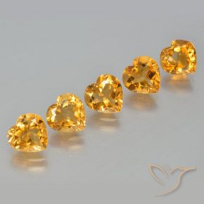 Lote de 5 piezas de Citrina Dorado Forma de corazón de Brasil - Tamaño 7 x 7mm, peso 5,21 ct en total / promedio. 1,04 ct cada uno, Color: Dorado naranja intenso, Dureza Mohs 7 Adecuado para joyas de uso diario, Desbloquea el chakra del plexo solar, Photo A