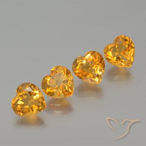 Lote de 4 piezas de Brasil Dorado Corazón de Brasil - Tamaño 6,9 x 6,8mm, peso 4,37 ct en total / promedio. 1,09 ct cada uno, Color: Dorado naranja, Dureza de Mohs 7 Adecuado para joyas de uso diario, Piedra natal de noviembre, Photo A