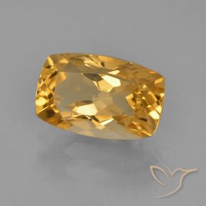 3.06 ct Golden Citrine Stone, Natural Citrine in Cushion-Cut Shape for Sale