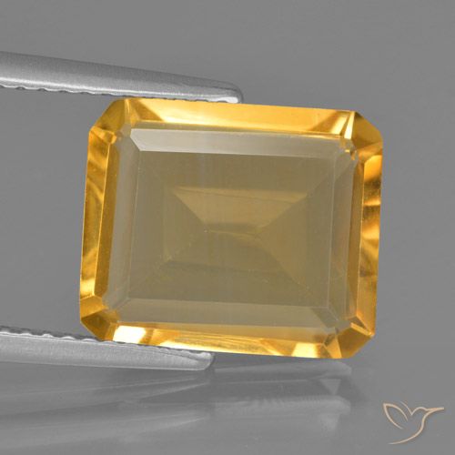 4.57 ct Golden Citrine Gemstone, Citrine Gem in Octagon Step Cut Shape for Sale.