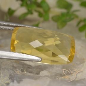 Citrine Gemstone in 13.2 x 8.1 mm Size for Sale, Citrine Stone in Deep Yellow Color