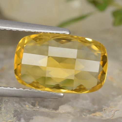 12.9 x 8.1mm Cushion Yellow Citrine from Brazil, Weight of 3.64ct, Natural untreated Gemstone in VVS Clarity, 1pc Cushion Checkerboard (double Sided) Citrine - Color: Deep Yellow, Mohs Hardness of 7 suitable for daily wear jewelry, Symbolizes Abundance and Prosperity, Photo A