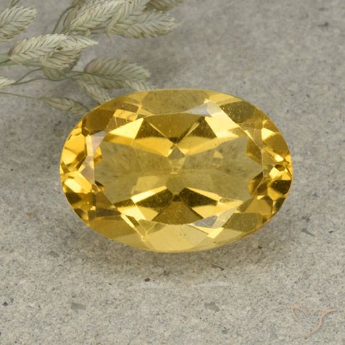 5.43 ct Golden Citrine Gemstone, Citrine Gem in Oval Facet Shape for Sale.