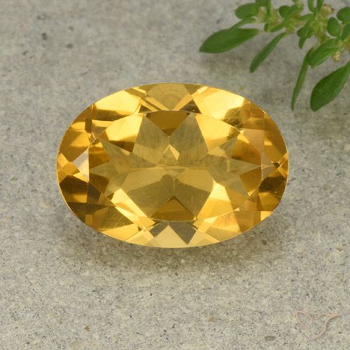 5.56ct Natural Medium-Light Golden Citrine, Oval, VVS-VS