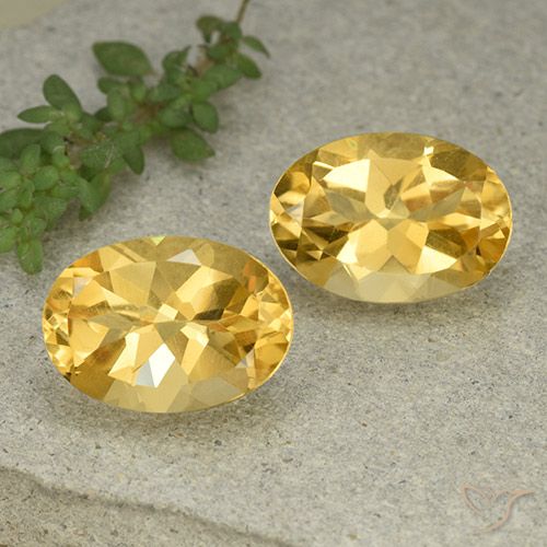 11.46 ct Yellow Citrine, 14.1 x 9.9 mm Oval Cut From Brazil, Photo A