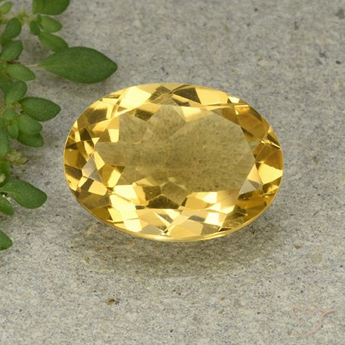 5.06ct Natural Medium-Light Golden Citrine, Oval, VVS-VS