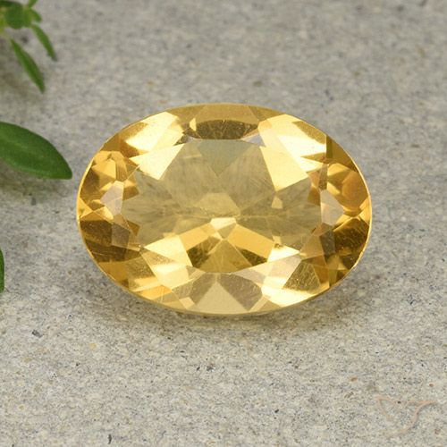 4.46ct Natural Medium-Light Golden Citrine, Oval, VVS-VS
