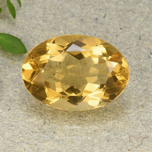 5.30ct Natural Medium-Light Golden Citrine, Oval, VVS-VS