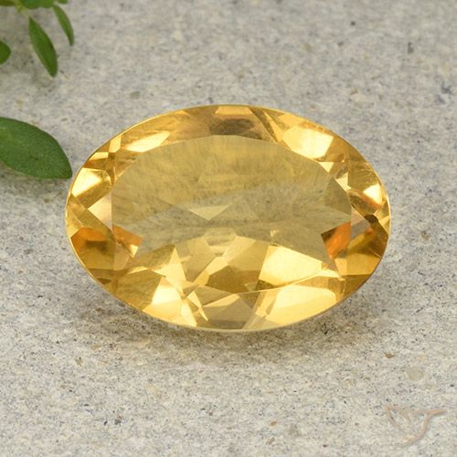 4.52ct Natural Medium-Dark Golden Citrine, Oval, VVS-VS