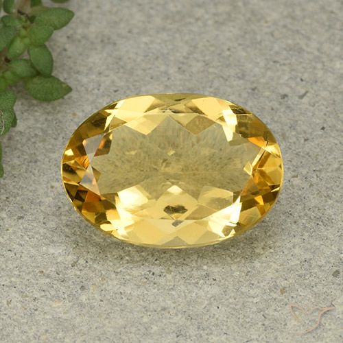 4.52ct Natural Medium-Light Golden Citrine, Oval, VVS-VS
