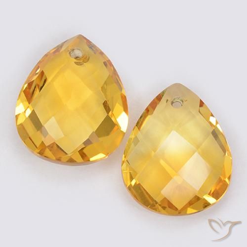 Medium Golden Citrin Edelstein - 3.3ct Pear Checkerboard with Hole (ID: 511087)
