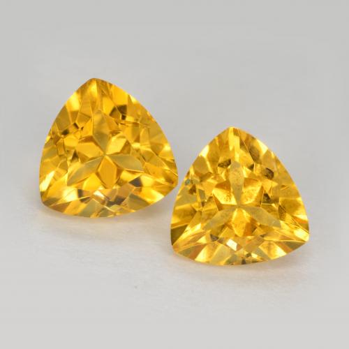 Paire de citrine Trillion 6,1 x 6,1mm - Poids total 1,64 ct / moyenne 0,82 ct chaque, pierre gemme naturelle Non traité, couleur Doré foncé avec pureté vvs-vs, dureté Mohs 7 convient aux bijoux de tous les jours, pierre de sagesse, Débloque le chakra du plexus solaire, Photo A