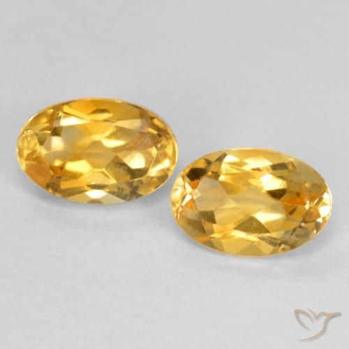 0.90ctw Natural Medium-Dark Golden Citrine, Oval, VS