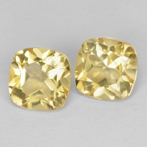 2 pezzi di citrini giallo Cuscino abbinato di dimensioni 5,2 x 5,1mm, peso 1,08 ct totali / media. 0,54 ct ciascuno, giallo in purezza VVS, gemma naturale non trattati, durezza Mohs 7 adatto per gioielli da indossare ogni giorno , Pietra zodiacale Leone, Photo A