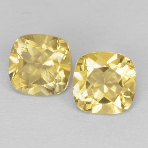 2 pezzi di citrini giallo Cuscino abbinato di dimensioni 5,1 x 5mm, peso 1,06 ct totali / media. 0,53 ct ciascuno, giallo in purezza VVS, gemma naturale non trattati, durezza Mohs 7 adatto per gioielli da indossare ogni giorno , Simboleggia abbondanza e prosperità, Photo A