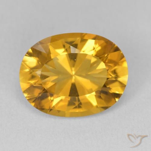 6.35ct Natural Medium Light-Golden Citrine, Oval, VVS-VS