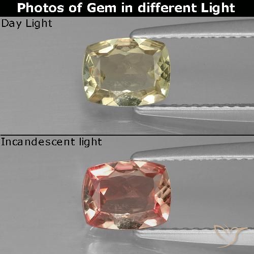 0.92ct Natural Amarillo claro Diásporo con Cambio de Color, Forma Cojín, VS-SI, Photo A