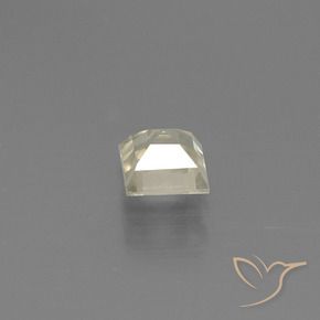 Color-Change Diaspore Gemstone in 4.6 x 4.5 mm Size for Sale, Color-Change Diaspore Stone in Very Pale Yellow Color