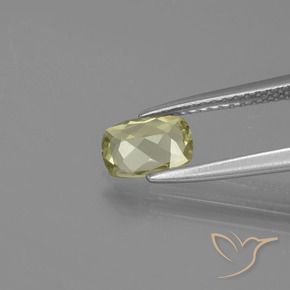 Color-Change Diaspore Gemstone in 7 x 5 mm (calibrated) Size for Sale, Color-Change Diaspore Stone in Very Pale Yellow Color