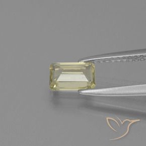 Color-Change Diaspore Gemstone in 6.6 x 4.3 mm Size for Sale, Color-Change Diaspore Stone in Light Yellow Color