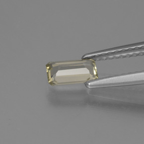 Color-Change Diaspore Gemstone in 6.3 x 3.8 mm Size for Sale, Color-Change Diaspore Stone in Yellow Beige Color