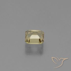 Color-Change Diaspore Gemstone in 5.5 x 5.5 mm Size for Sale, Color-Change Diaspore Stone in Pale Yellow Color