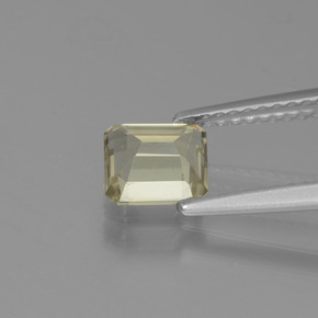 Color-Change Diaspore Gemstone in 6 x 5.5 mm Size for Sale, Color-Change Diaspore Stone in Green/Pink Color