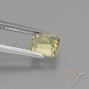 Color-Change Diaspore Gemstone in 5.8 x 5.4 mm Size for Sale, Color-Change Diaspore Stone in Pale Yellow Color