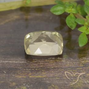 Color-Change Diaspore Gemstone in 6.2 x 4.8 mm Size for Sale, Color-Change Diaspore Stone in Very Light Yellow Color