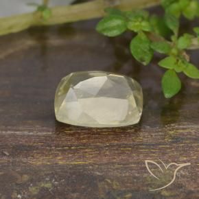 Color-Change Diaspore Gemstone in 6.7 x 5.1 mm Size for Sale, Color-Change Diaspore Stone in Very Light Yellow Color