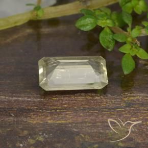 Color-Change Diaspore Gemstone in 7.5 x 4.7 mm Size for Sale, Color-Change Diaspore Stone in Pale Yellow Color