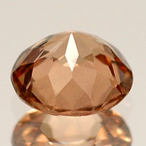 Color-Change Garnet Gemstone in 4.6 mm Size for Sale, Color-Change Garnet Stone in Orange Color