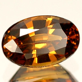 0.65 ct  Color-Change Garnet Stone, Natural Color-Change Garnet in Oval Facet Shape for Sale