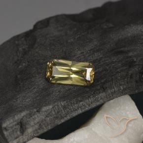 0.72 ct Yellow Color-Change Garnet Stone, Natural Color-Change Garnet in Octagon / Scissor Cut Shape for Sale