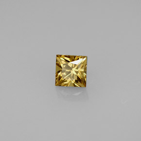 0.55 ct Multicolor Color-Change Garnet Stone, Natural Color-Change Garnet in Princess-Cut Shape for Sale