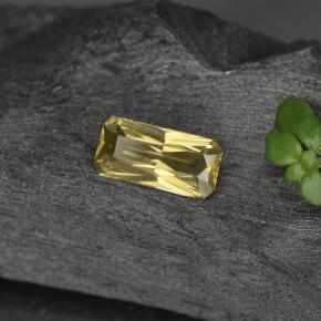 0.60 ct Yellow Color-Change Garnet Stone, Natural Color-Change Garnet in Octagon / Scissor Cut Shape for Sale