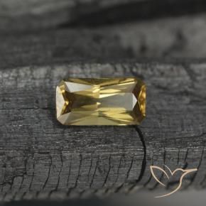 0.70 ct Golden Color-Change Garnet Stone, Natural Color-Change Garnet in Octagon / Scissor Cut Shape for Sale