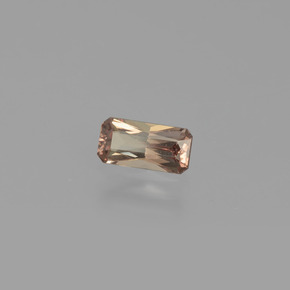 0.70 ct Color-Change Color-Change Garnet Stone, Natural Color-Change Garnet in Octagon / Scissor Cut Shape for Sale