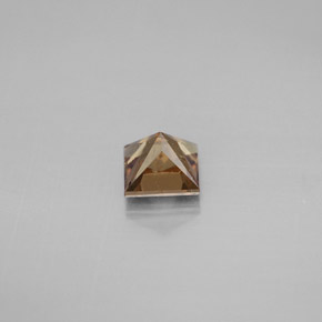 Color-Change Garnet Gemstone in 5 x 5 mm (calibrated) Size for Sale, Color-Change Garnet Stone in Golden Brown to Pink Color