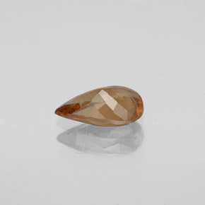 Color-Change Garnet Gemstone in 8 x 5 mm (calibrated) Size for Sale, Color-Change Garnet Stone in Light Brown Color