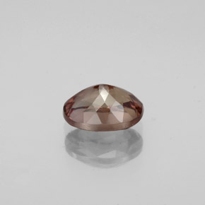 Color-Change Garnet Gemstone in 7 x 5 mm (calibrated) Size for Sale, Color-Change Garnet Stone in Golden Brown to Orange Color