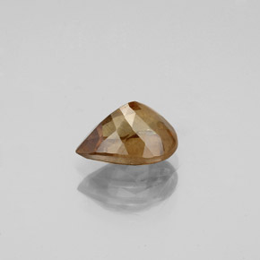 Color-Change Garnet Gemstone in 8 x 6 mm (calibrated) Size for Sale, Color-Change Garnet Stone in Golden Brown to Orange Color