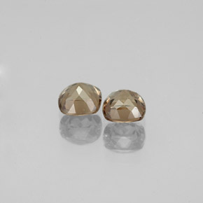 Color-Change Garnet Gemstone in 4.6 x 4.6 mm Size for Sale, Color-Change Garnet Stone in Golden Brown to Orange Color