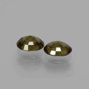 Color-Change Garnet Gemstone in 6.6 x 5.4 mm Size for Sale, Color-Change Garnet Stone in Greenish Brown To Red Pink Color